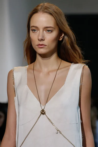 Look 106
